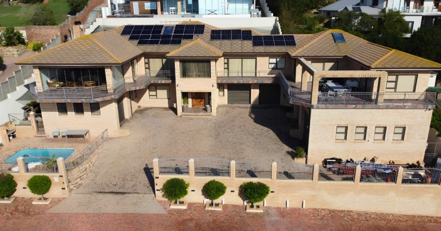4 Bedroom Property for Sale in Mossel Bay Central Western Cape